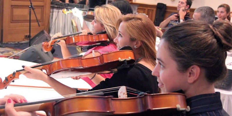 CRESCENDO